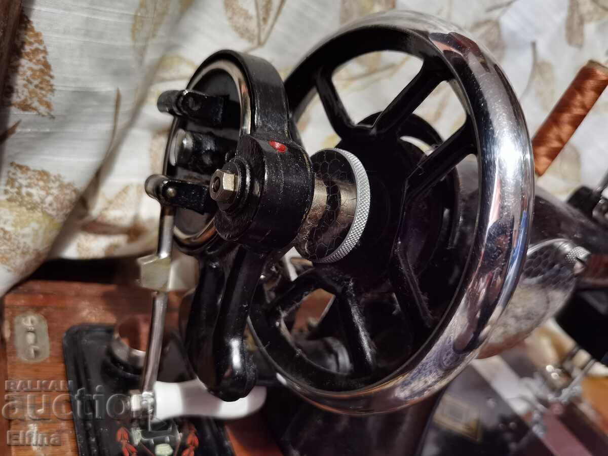 Delivery of Antique VESTA sewing machine with original wooden cover Delivery of Antique VESTA sewing machine with original wooden cover