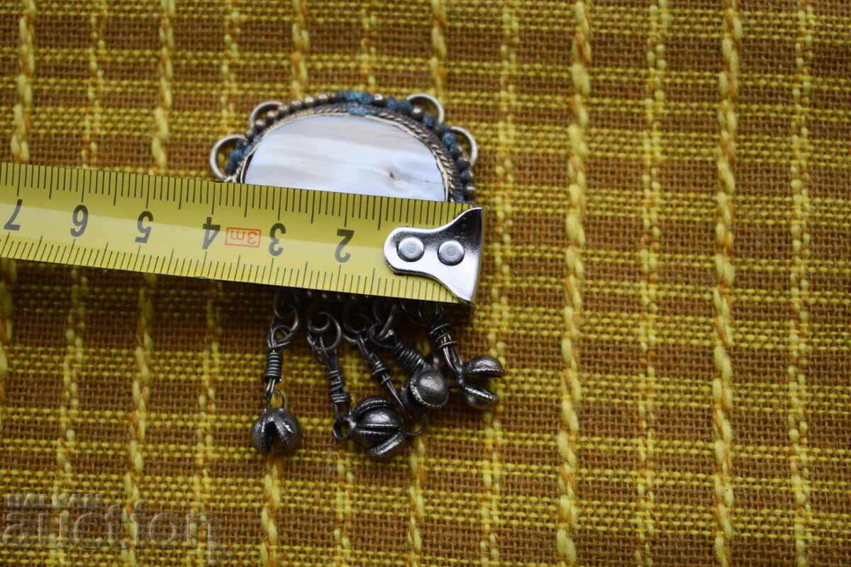 Delivery of Old gold-plated mother-of-pearl jewelry Delivery of Old gold-plated mother-of-pearl jewelry