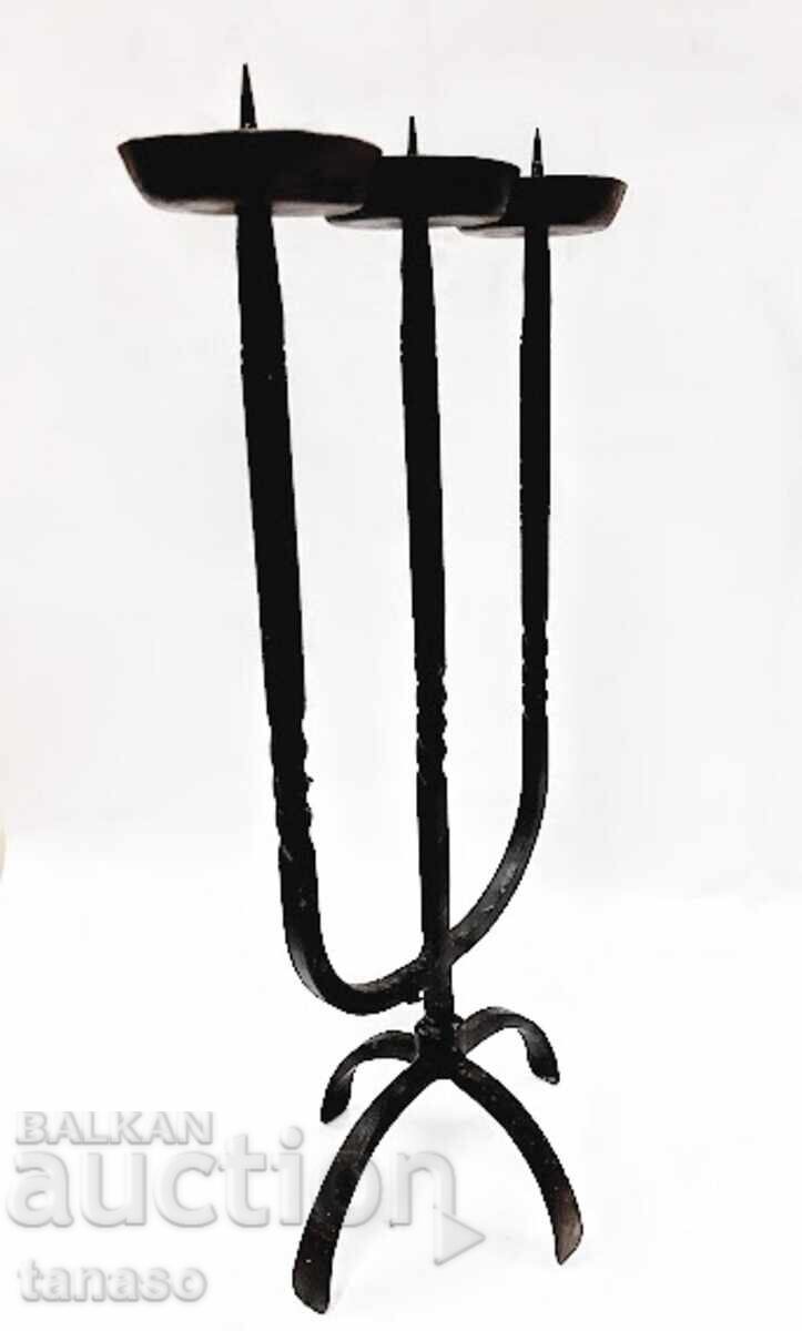 Wrought iron triple candlestick (1.3) - 5 Wrought iron triple candlestick (1.3) - 5