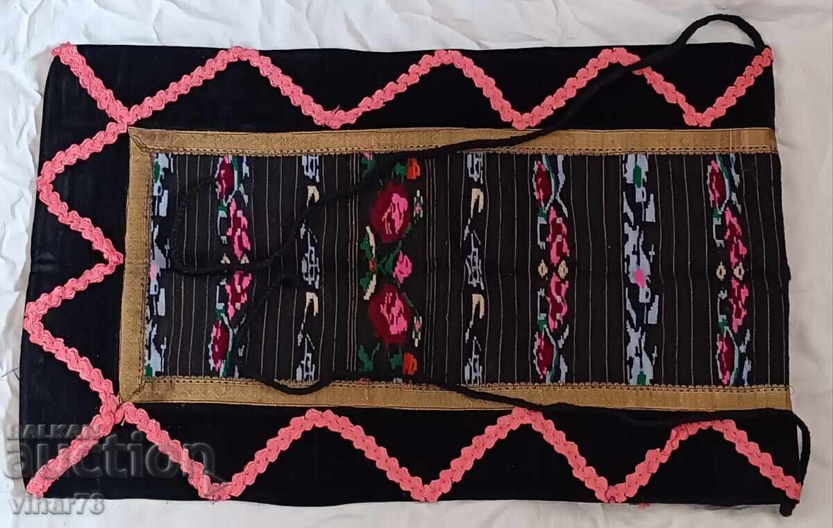 Șorț șezlong cu preț € 79.99 | 156.45 BGN