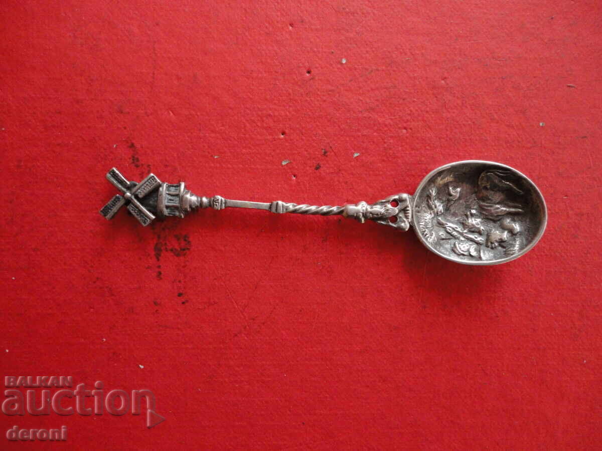 Υπέροχο ασημένιο κουτάλι 2 - 7 Υπέροχο ασημένιο κουτάλι 2 - 7