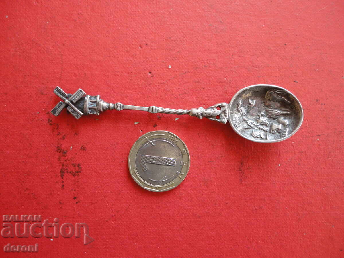 Υπέροχο ασημένιο κουτάλι 2 Υπέροχο ασημένιο κουτάλι 2