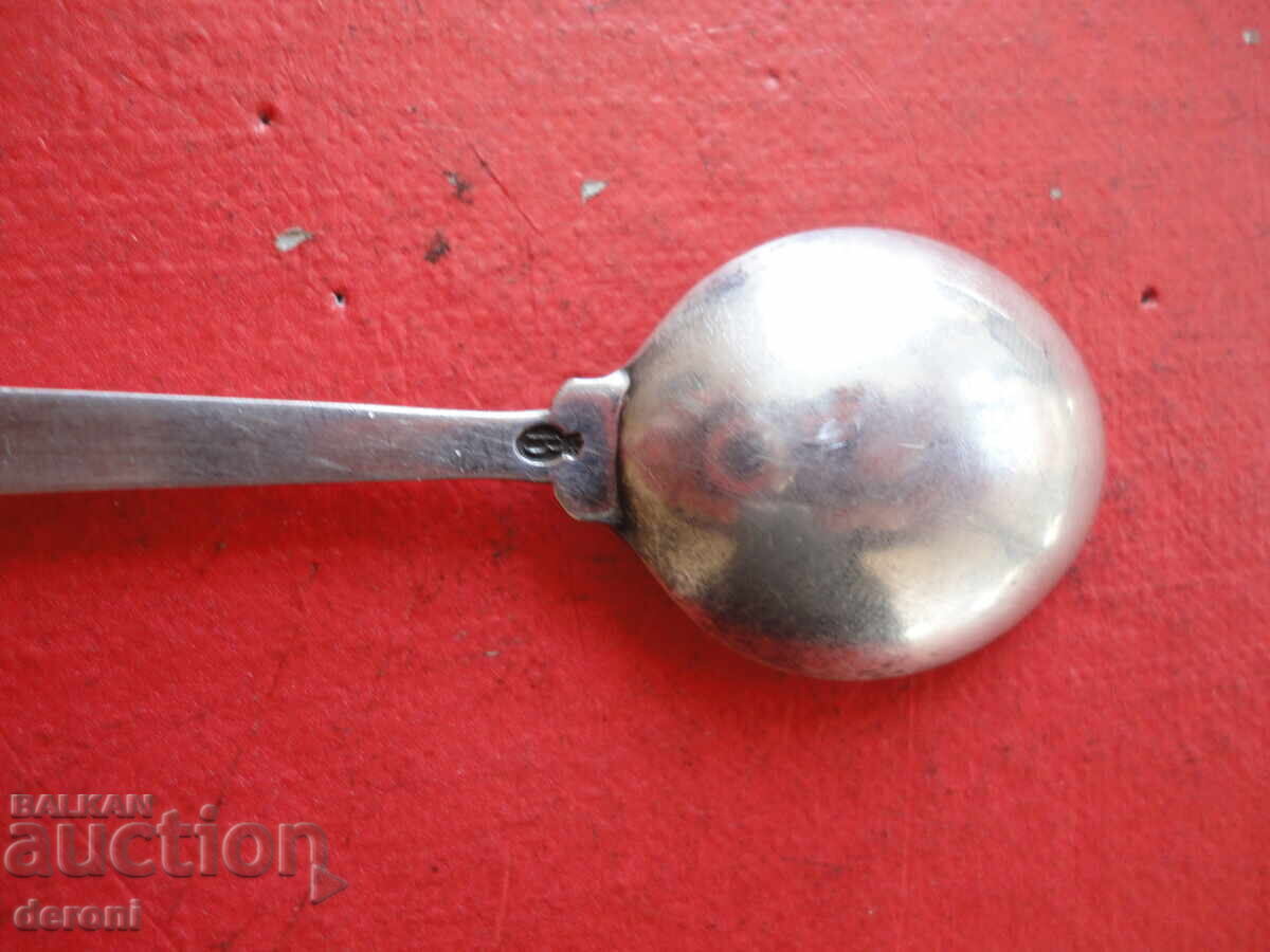 Delivery of Antique Dutch Esso spoon Delivery of Antique Dutch Esso spoon