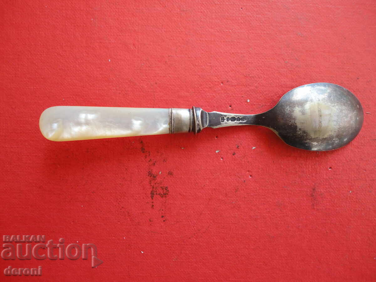 Licitație Lingură antică unică 3 Licitație Lingură antică unică 3
