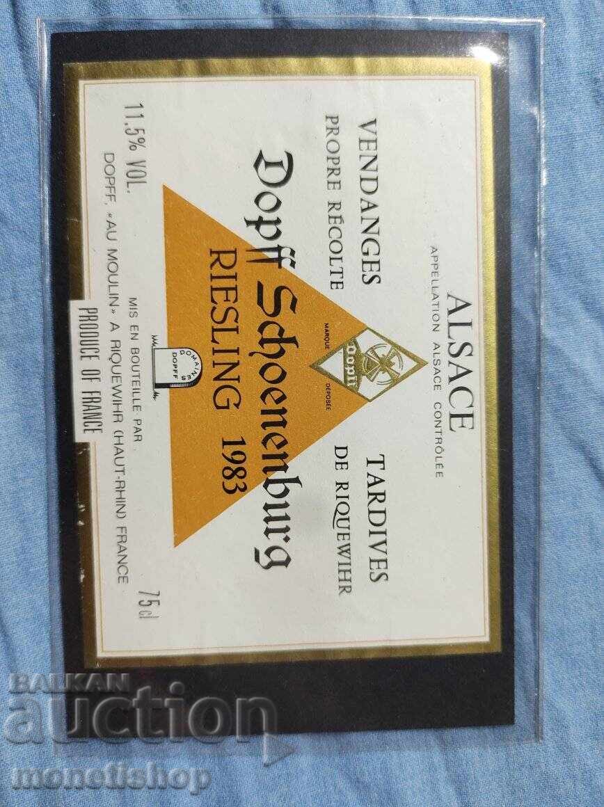 We offer a large collection of wine labels. - 6 We offer a large collection of wine labels. - 6