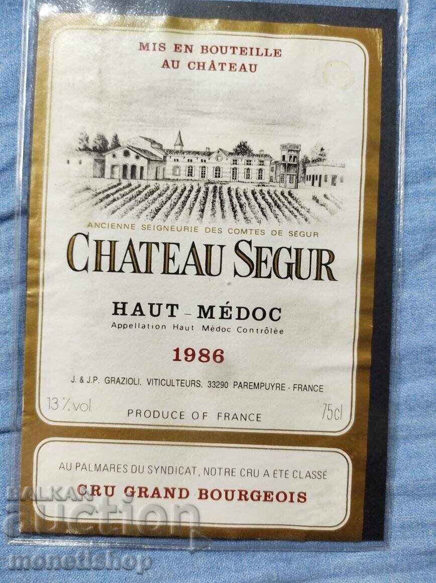 We offer a large collection of wine labels. - 7 We offer a large collection of wine labels. - 7