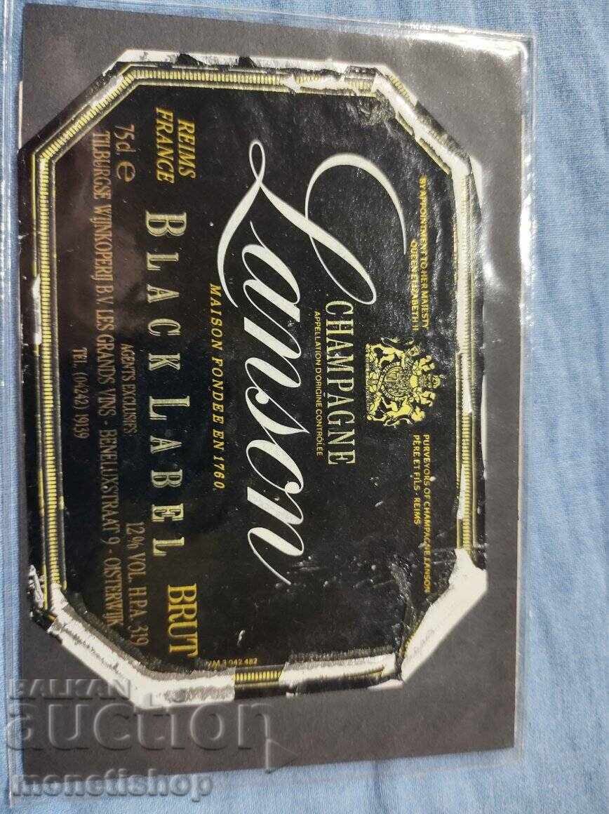 Auction We offer a large collection of wine labels. Auction We offer a large collection of wine labels.