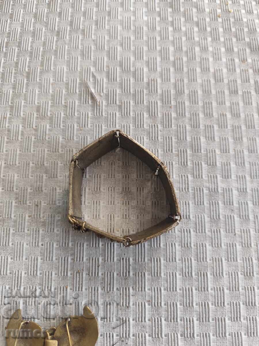 Renaissance bracelet, children's buckles and brooch - 5 Renaissance bracelet, children's buckles and brooch - 5