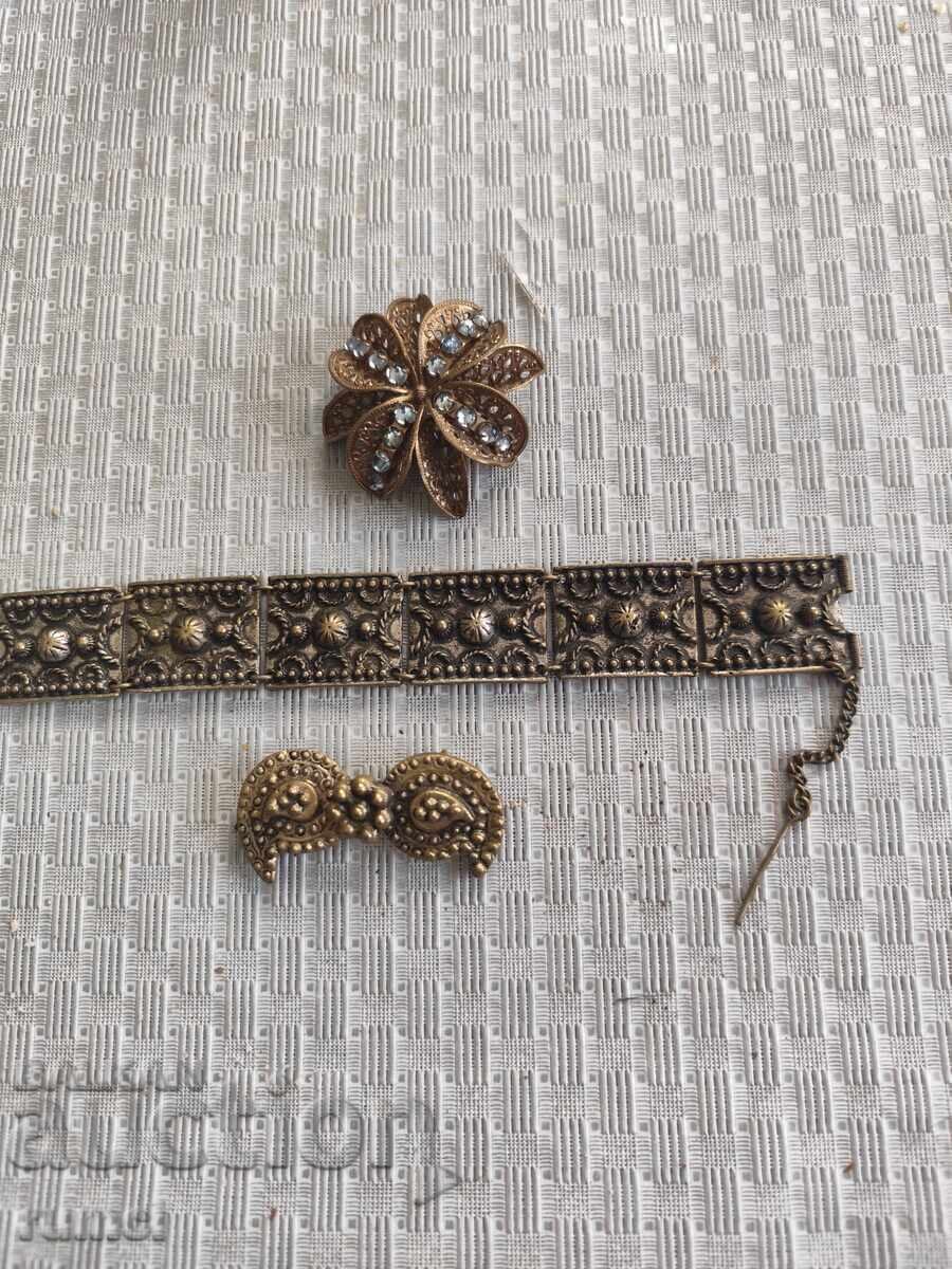 Renaissance bracelet, children's buckles and brooch Renaissance bracelet, children's buckles and brooch