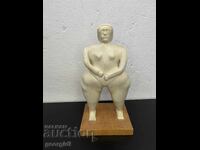 Wooden female sculpture. No. 6505