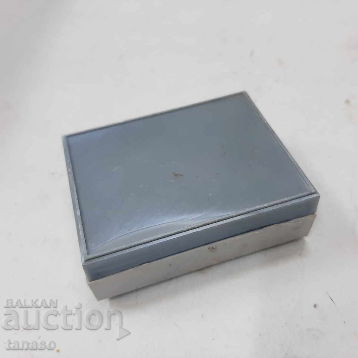 Auction Slava watch box + documents (10.4) Auction Slava watch box + documents (10.4)
