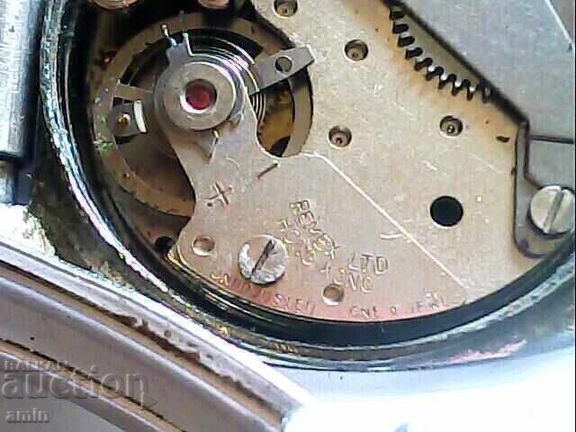 Auction 2 old Seiko watches, work perfectly Auction 2 old Seiko watches, work perfectly