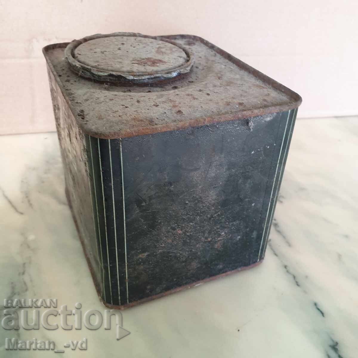 Auction Old collector's box Auction Old collector's box