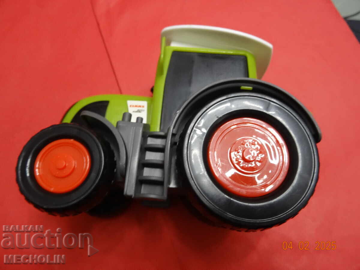 Auction  OLD RETRO TOY KLAAS TRACTOR