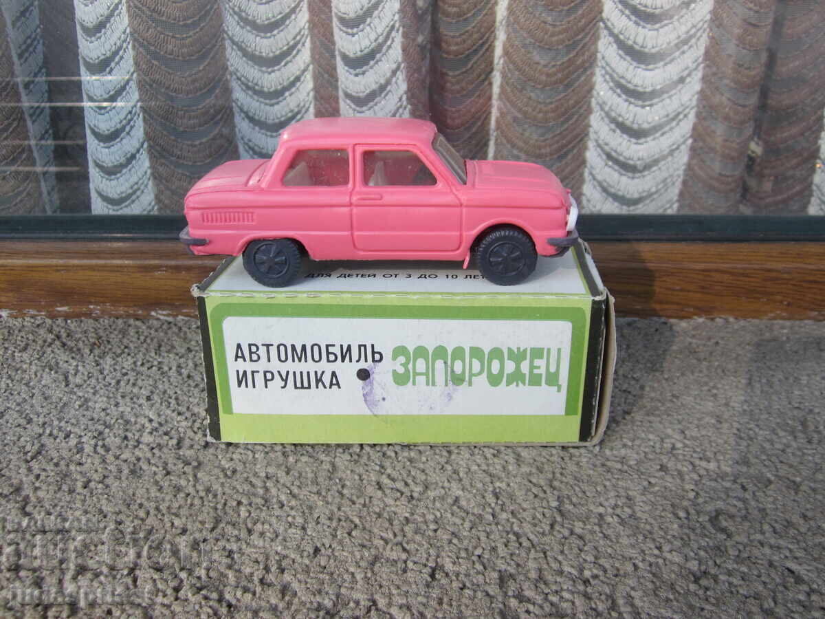 παλιό καρότσι παιχνιδιών της Ρωσικής ΕΣΣΔ ZAZ 968 Zaporozhets με κουτί με τιμή 90.00 BGN | € 46.02 παλιό καρότσι παιχνιδιών της Ρωσικής ΕΣΣΔ ZAZ 968 Zaporozhets με κουτί με τιμή 90.00 BGN | € 46.02
