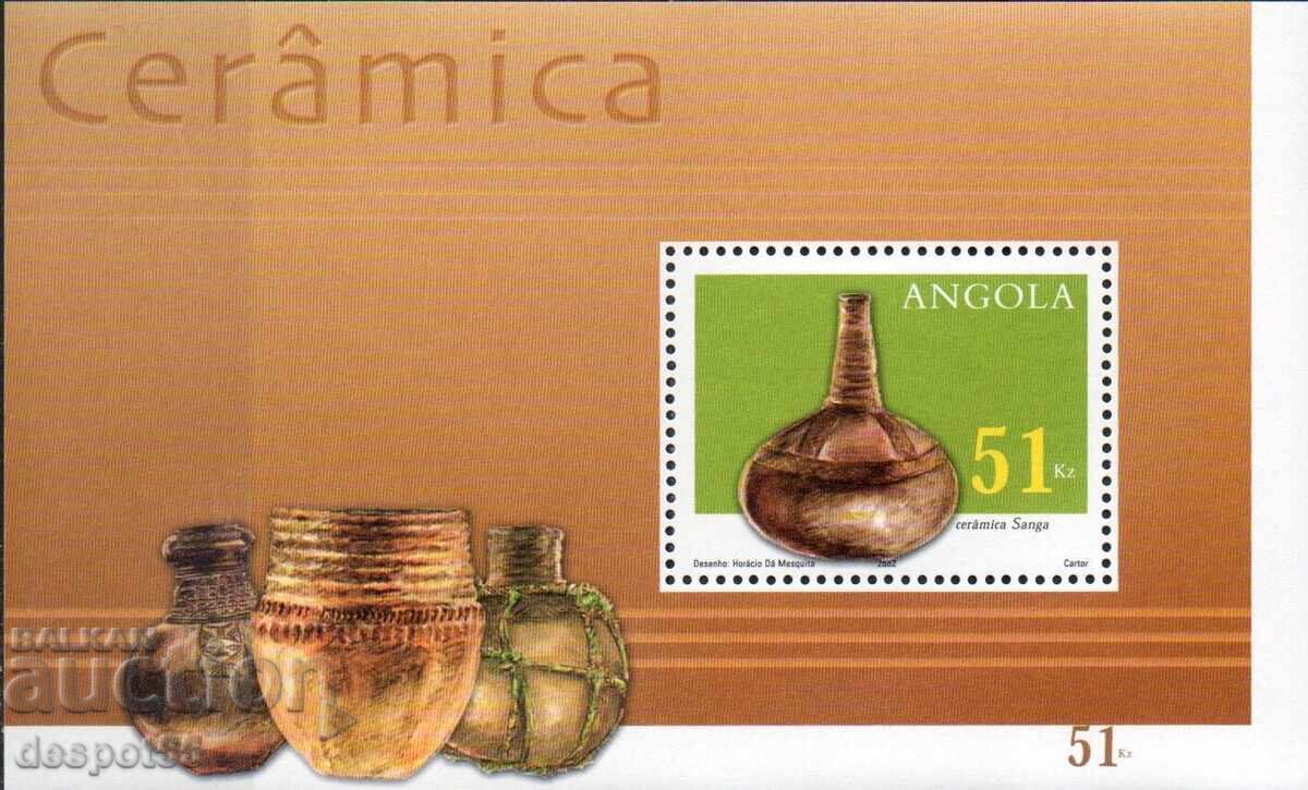 2002. Angola. Ceramică. Bloc.