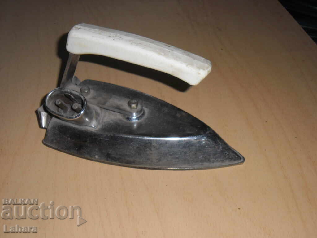 Grandma's antique iron Grandma's antique iron