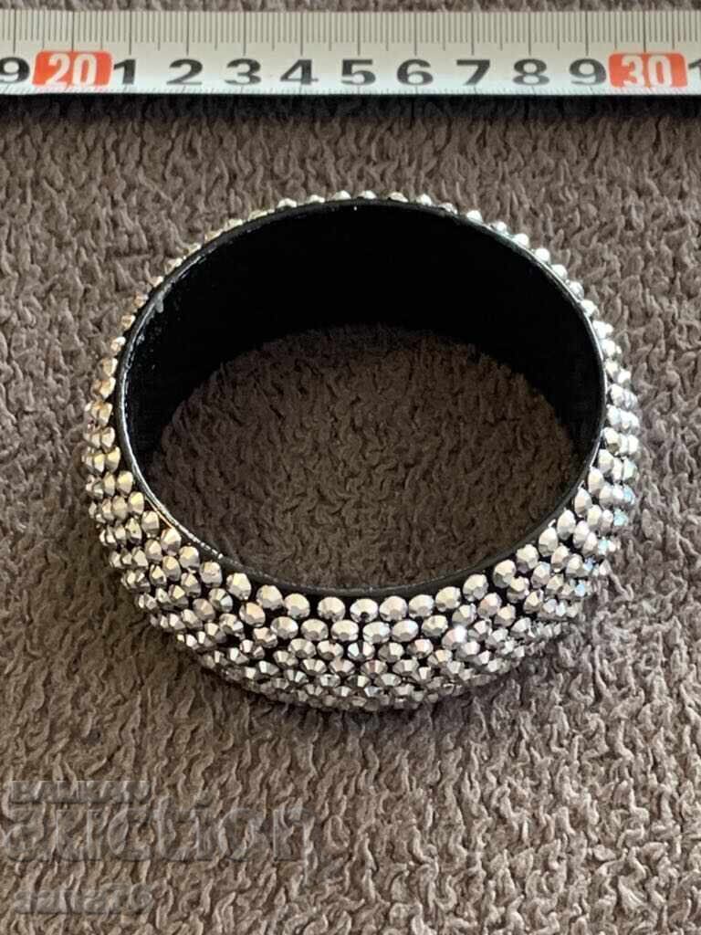 Όμορφο νέο γυναικείο βραχιόλι-1 Όμορφο νέο γυναικείο βραχιόλι-1