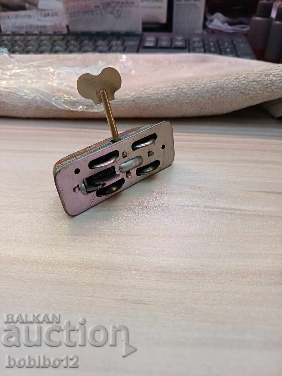 Old tin social cart - 5 Old tin social cart - 5