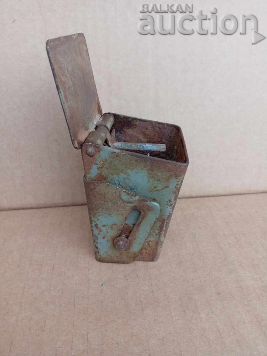 Auction BDZ ashtray Auction BDZ ashtray