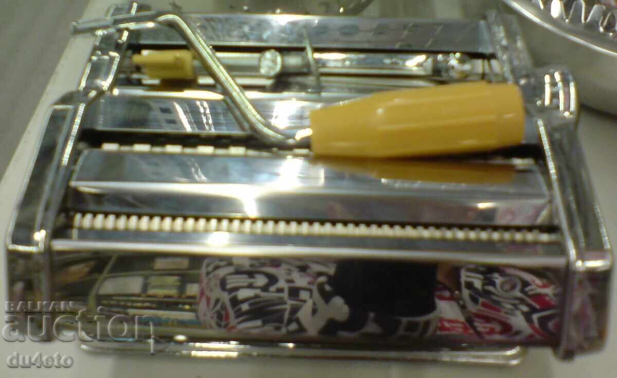 Auction Pasta machine for making homemade fresh pasta Inox. Auction Pasta machine for making homemade fresh pasta Inox.
