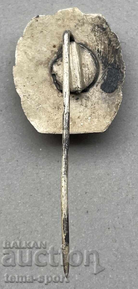 1317 Poland Polish Boxing Federation enamel sign with price 5.00 BGN | € 2.56 1317 Poland Polish Boxing Federation enamel sign with price 5.00 BGN | € 2.56