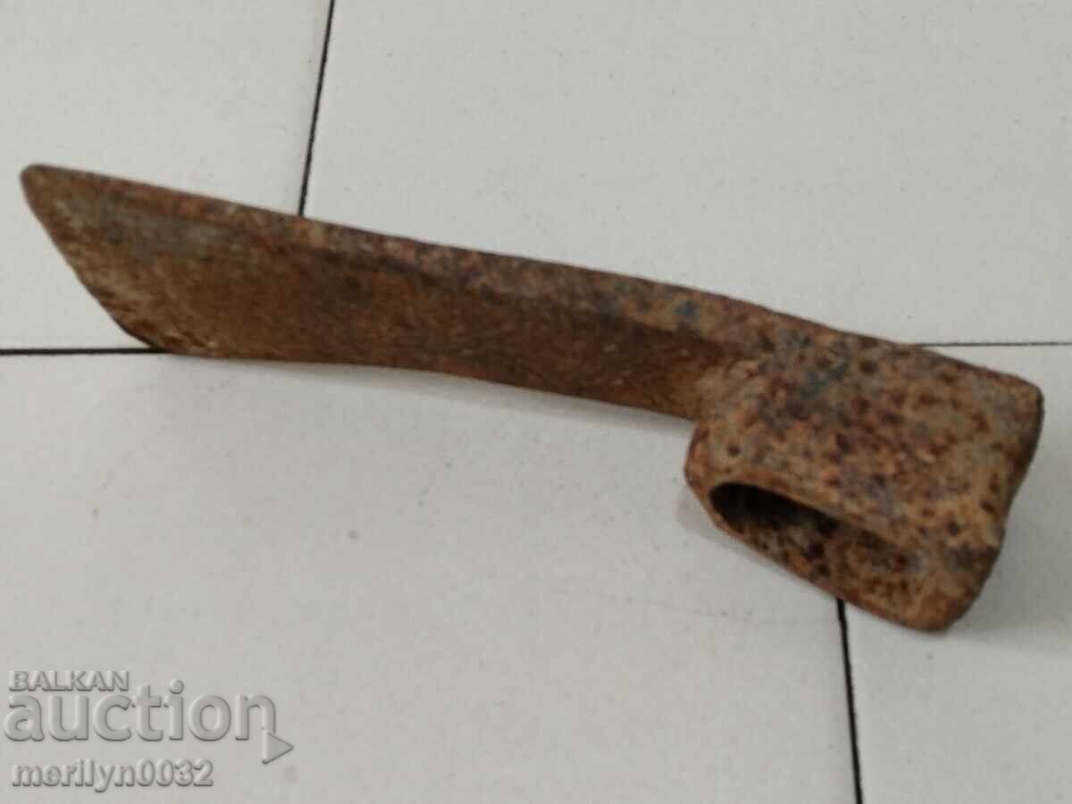 Old forged turnhoe, wrought iron, hoe, blade, axe - 5 Old forged turnhoe, wrought iron, hoe, blade, axe - 5