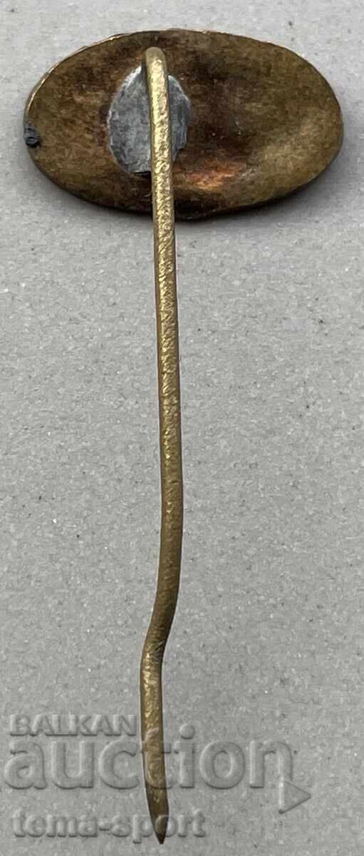 1331 Hungary badge Hungarian Boxing Federation enamel with price 4.00 BGN | € 2.05 1331 Hungary badge Hungarian Boxing Federation enamel with price 4.00 BGN | € 2.05