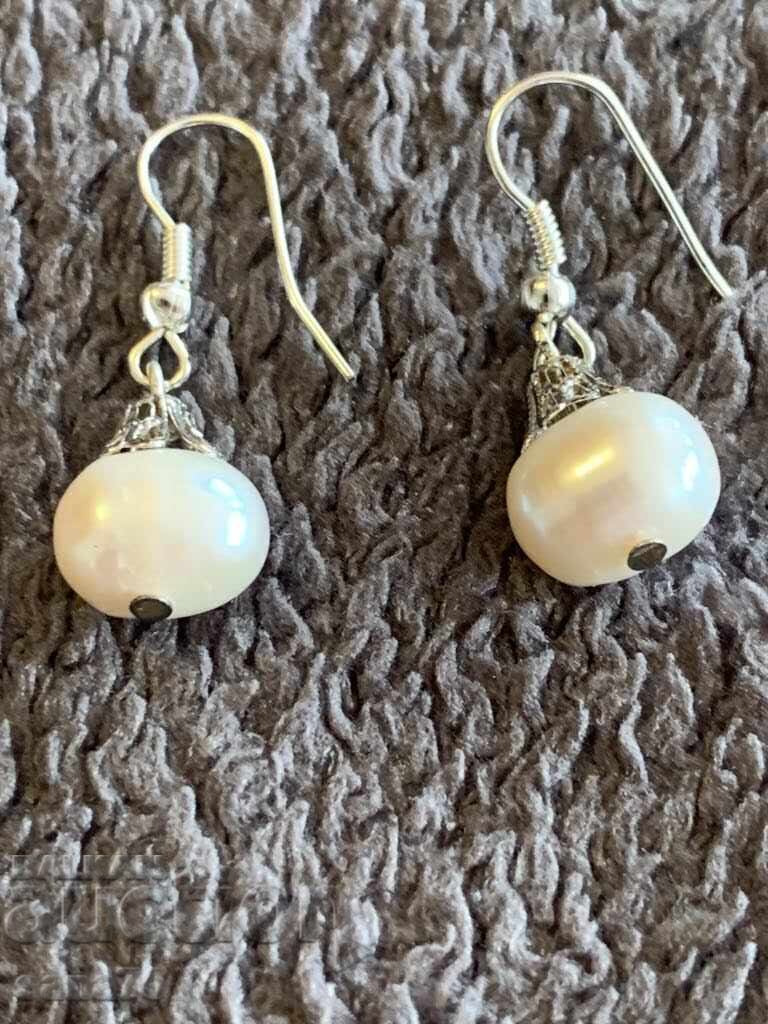 Beautiful new women's earrings with pearls-1 with price 6.00 BGN | € 3.07 Beautiful new women's earrings with pearls-1 with price 6.00 BGN | € 3.07