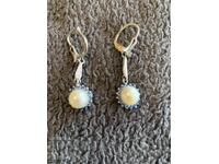 Beautiful new women's earrings with pearls-2