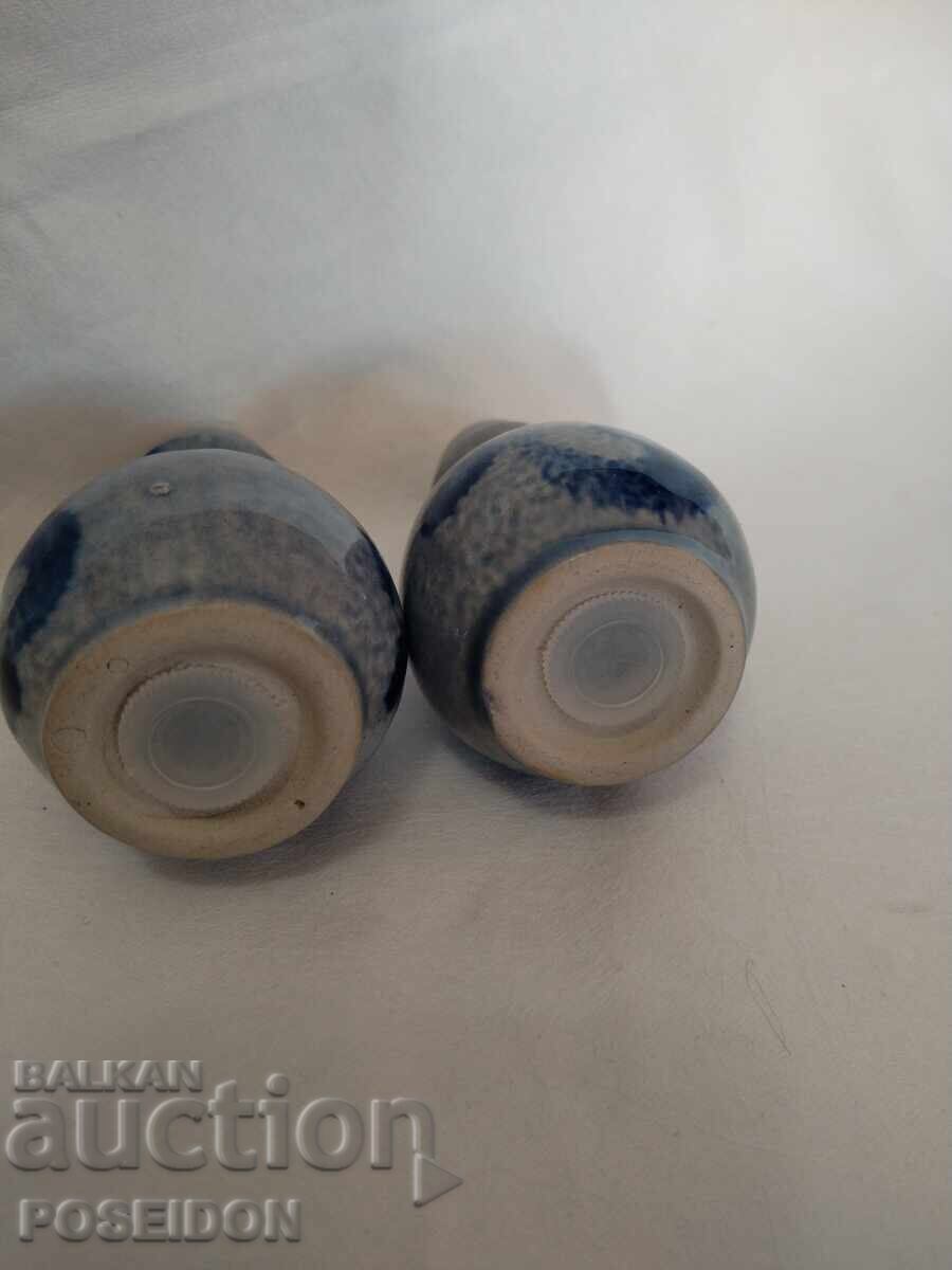 Auction SALT AND PEPPER SHOTS Auction SALT AND PEPPER SHOTS