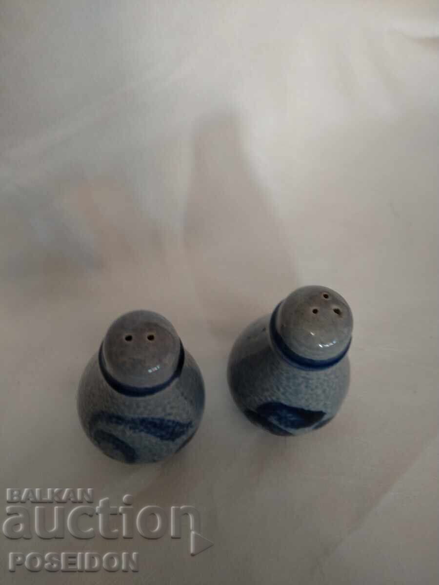 SALT AND PEPPER SHOTS - 5 SALT AND PEPPER SHOTS - 5