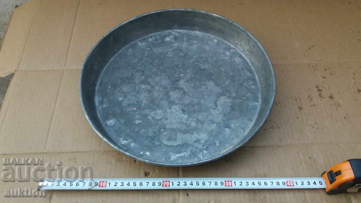 Delivery of EXCELLENT TINTED RENAISSANCE COPPER TRAY Delivery of EXCELLENT TINTED RENAISSANCE COPPER TRAY