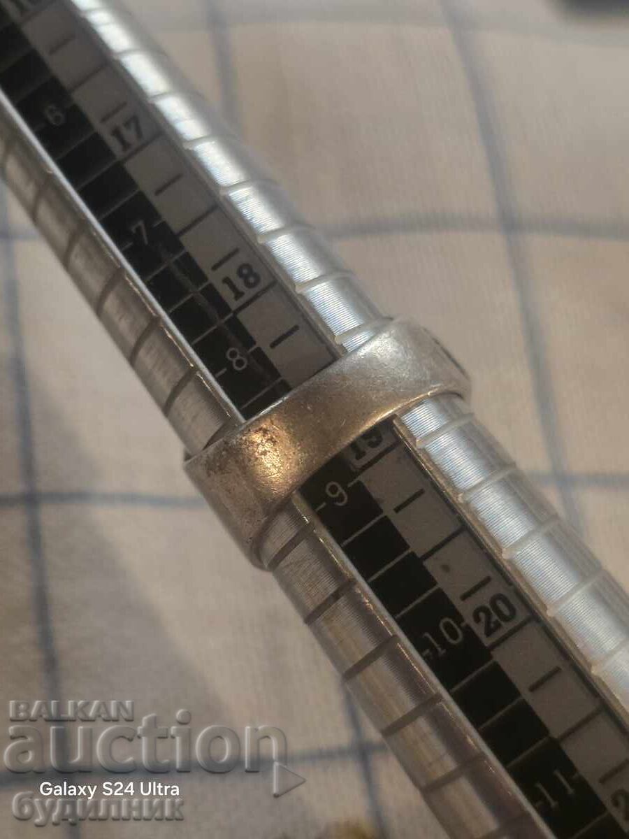 Аукцион Сребърен Масивен пръстен 19мм 925 Проба. Аукцион Сребърен Масивен пръстен 19мм 925 Проба.