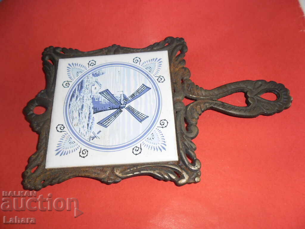 Retro stand, plate for hot dishes Retro stand, plate for hot dishes