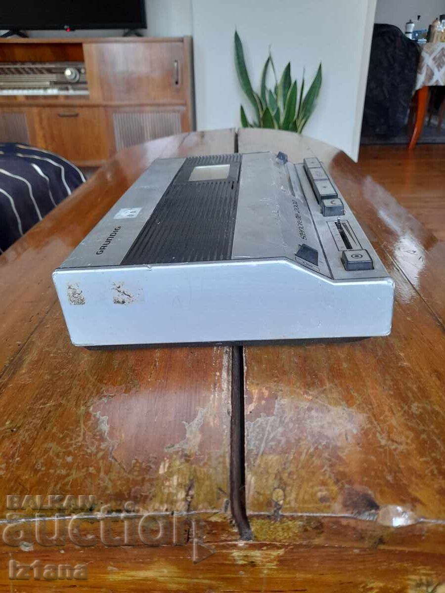 Auction Old Grundig answering machine Auction Old Grundig answering machine