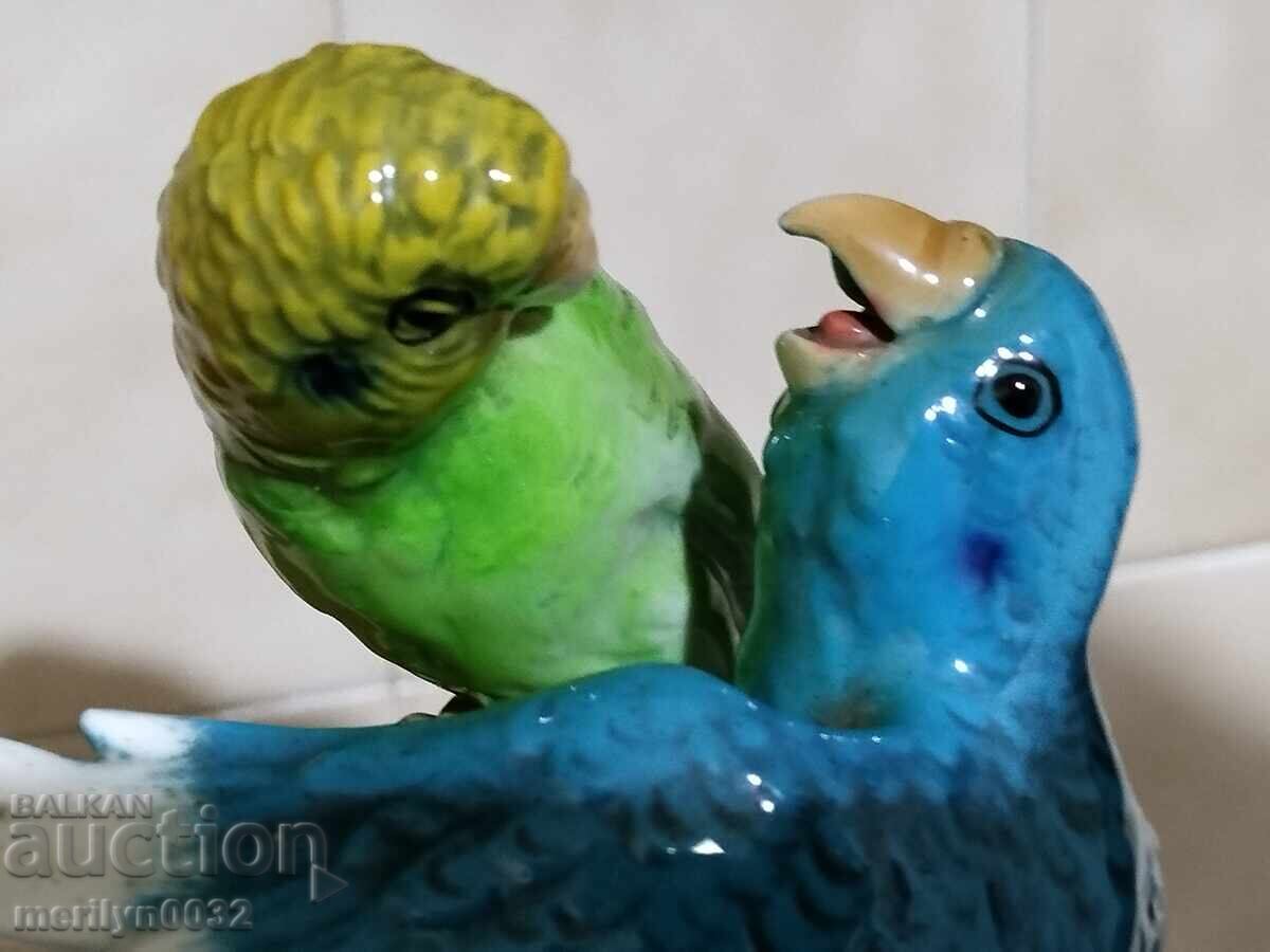 Figurina statueta Goebel portelan GERMANIA cu preț 89.00 BGN | € 45.50