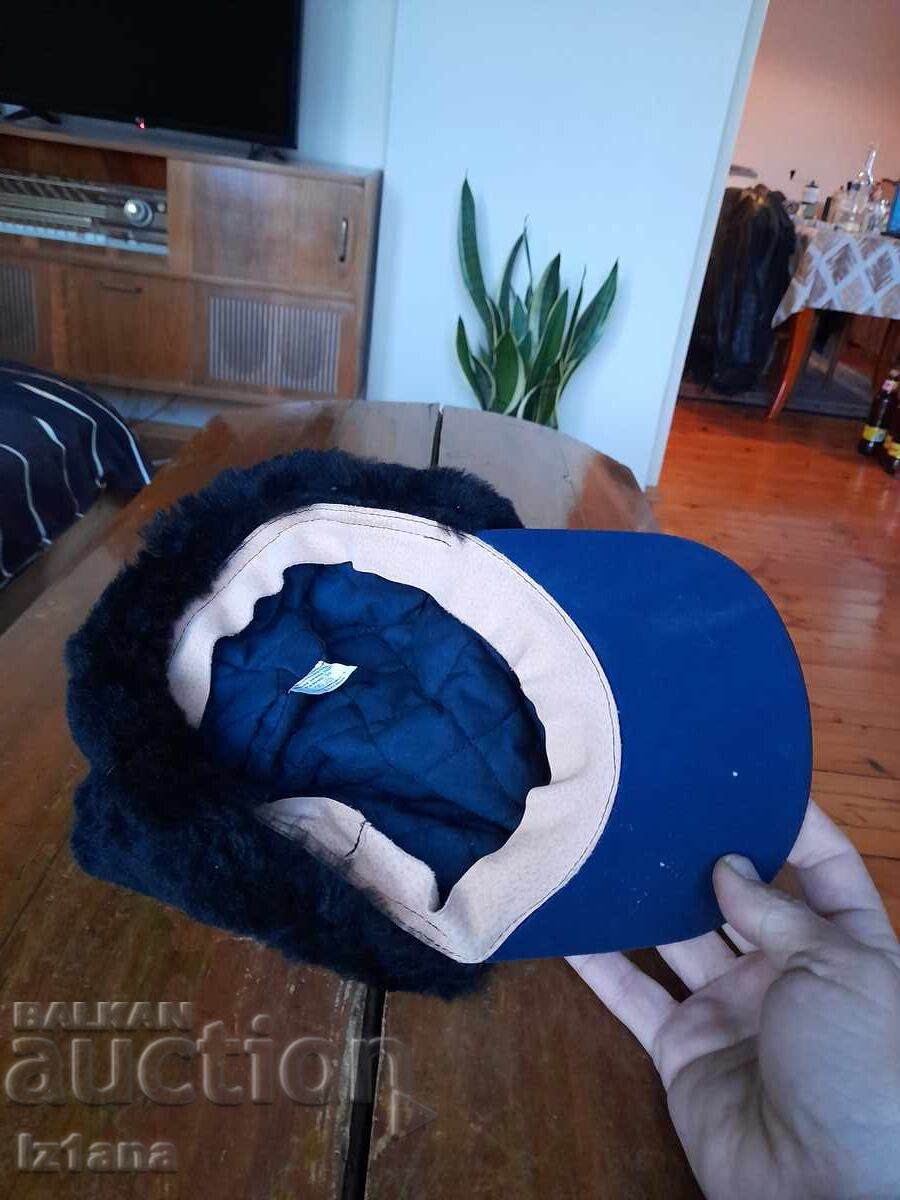 Delivery of Old police hat, police hat Delivery of Old police hat, police hat