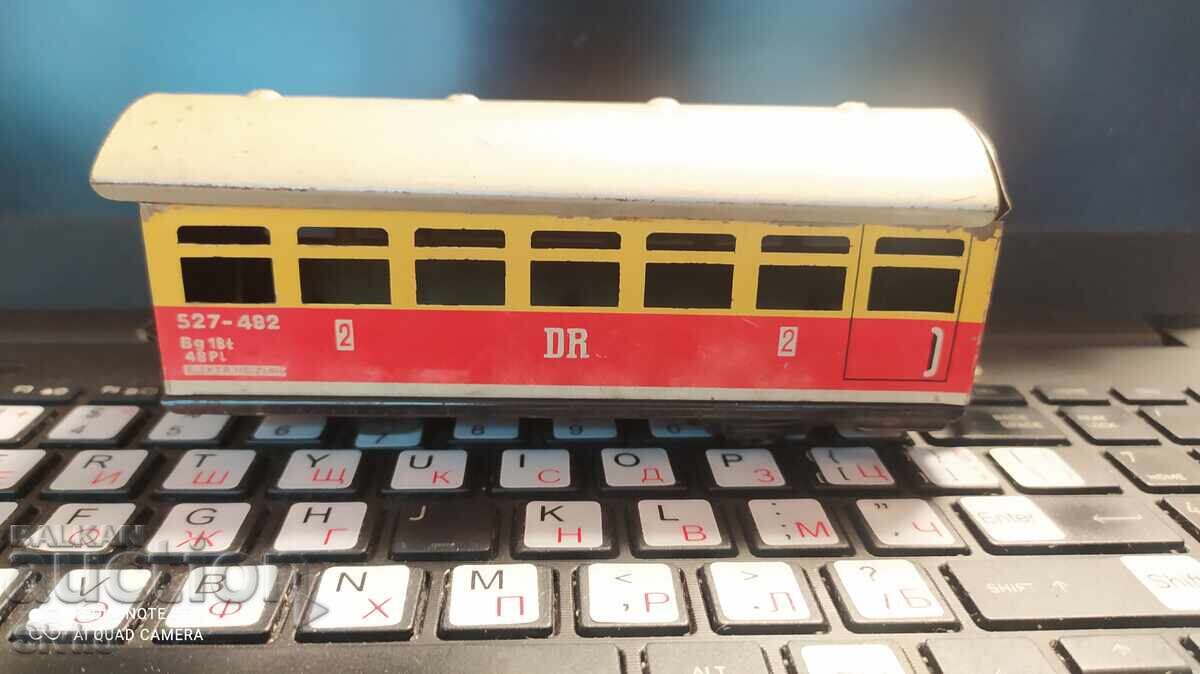 Vagon metalic Vagon metalic