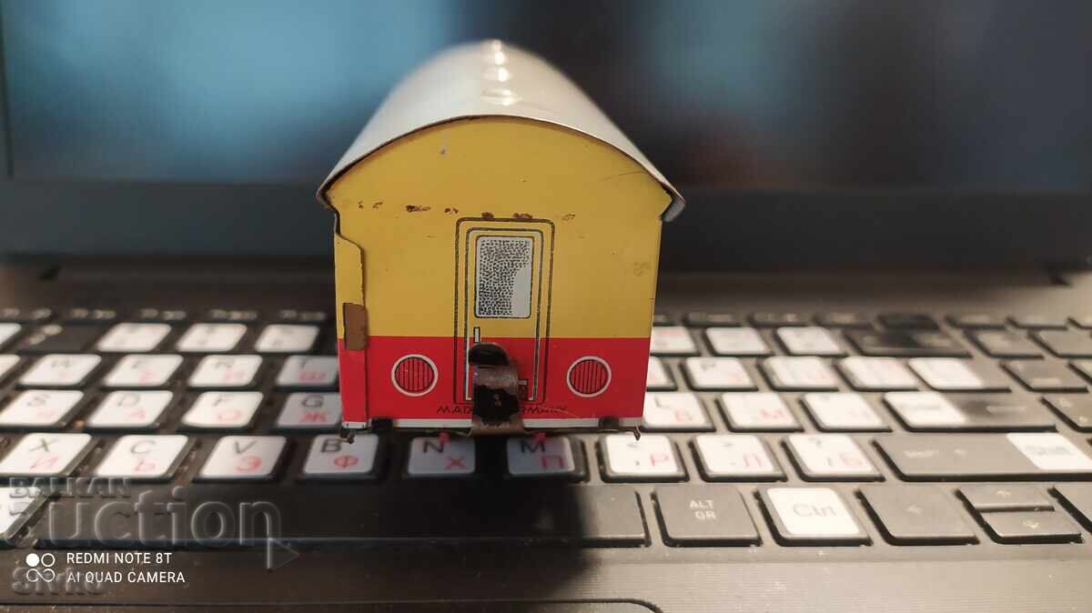 Vagon metalic cu preț 9.99 BGN | € 5.11