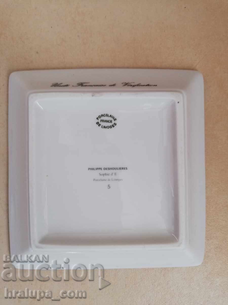 Decorative plate Philippe Deshoulierres Sophie limoges with price 15.00 BGN | € 7.67 Decorative plate Philippe Deshoulierres Sophie limoges with price 15.00 BGN | € 7.67