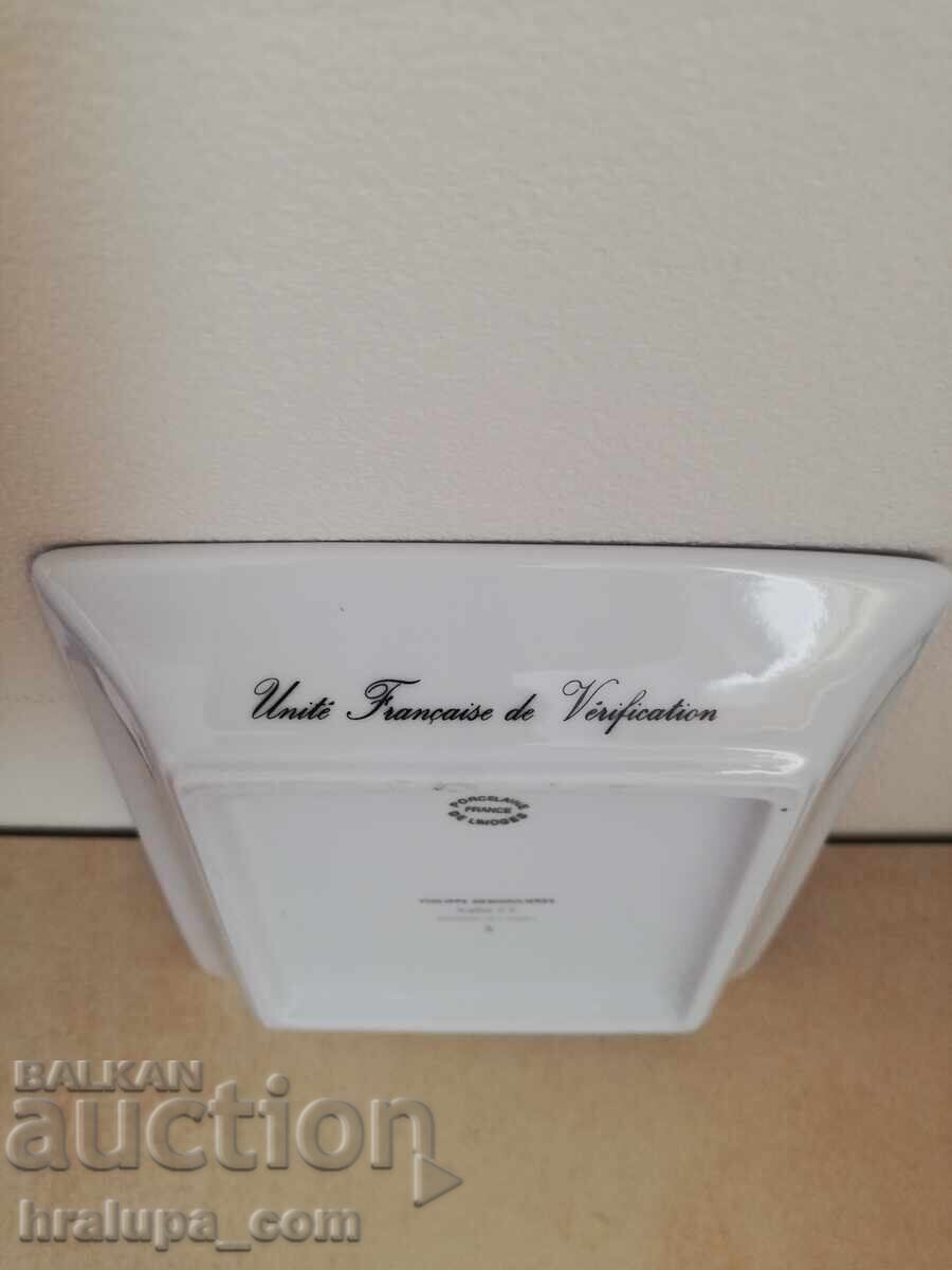 Auction Decorative plate Philippe Deshoulierres Sophie limoges Auction Decorative plate Philippe Deshoulierres Sophie limoges