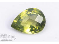 Peridot 1,39 ct VS șah tăiat