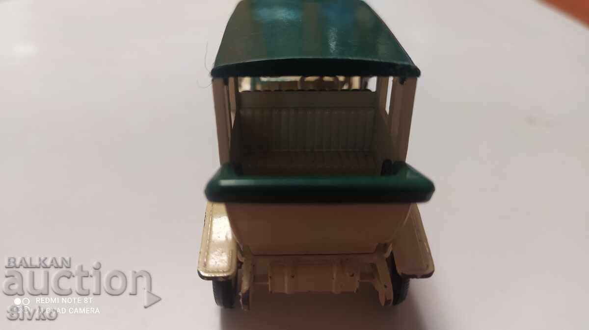 Delivery of BENZ LIMOUSINE 1910 trolley Delivery of BENZ LIMOUSINE 1910 trolley