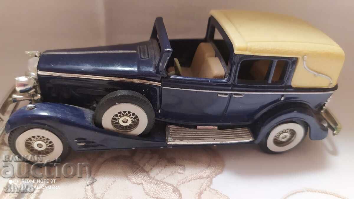 CADILLAC V16 1933 car - 5 CADILLAC V16 1933 car - 5