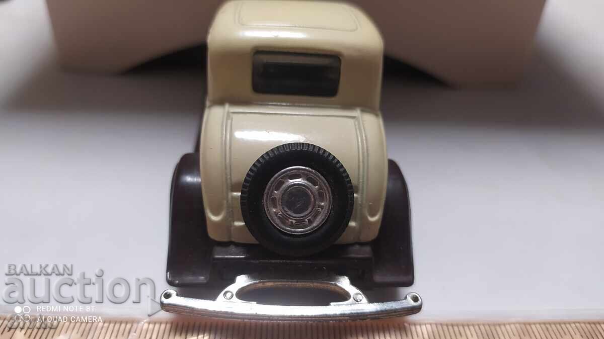 FORD COUPE stroller - 5 FORD COUPE stroller - 5