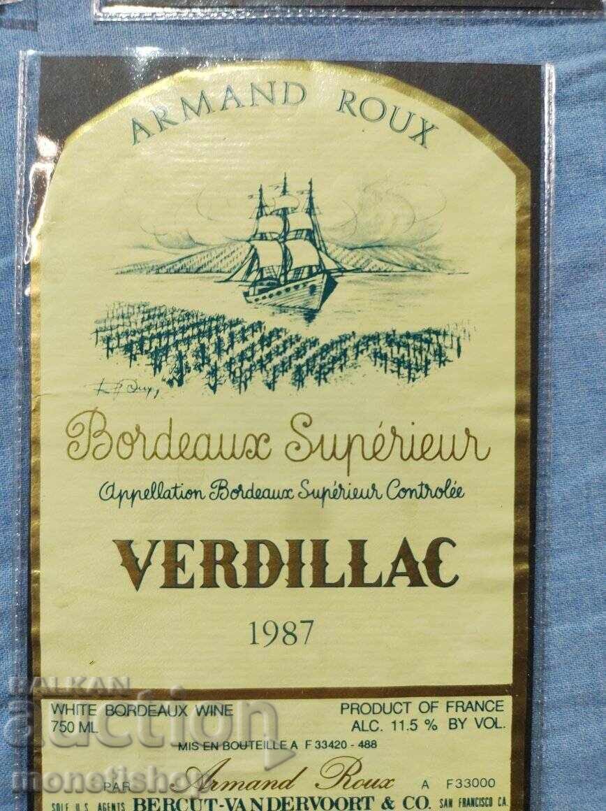 We offer a large collection of wine and champagne labels - 5 We offer a large collection of wine and champagne labels - 5