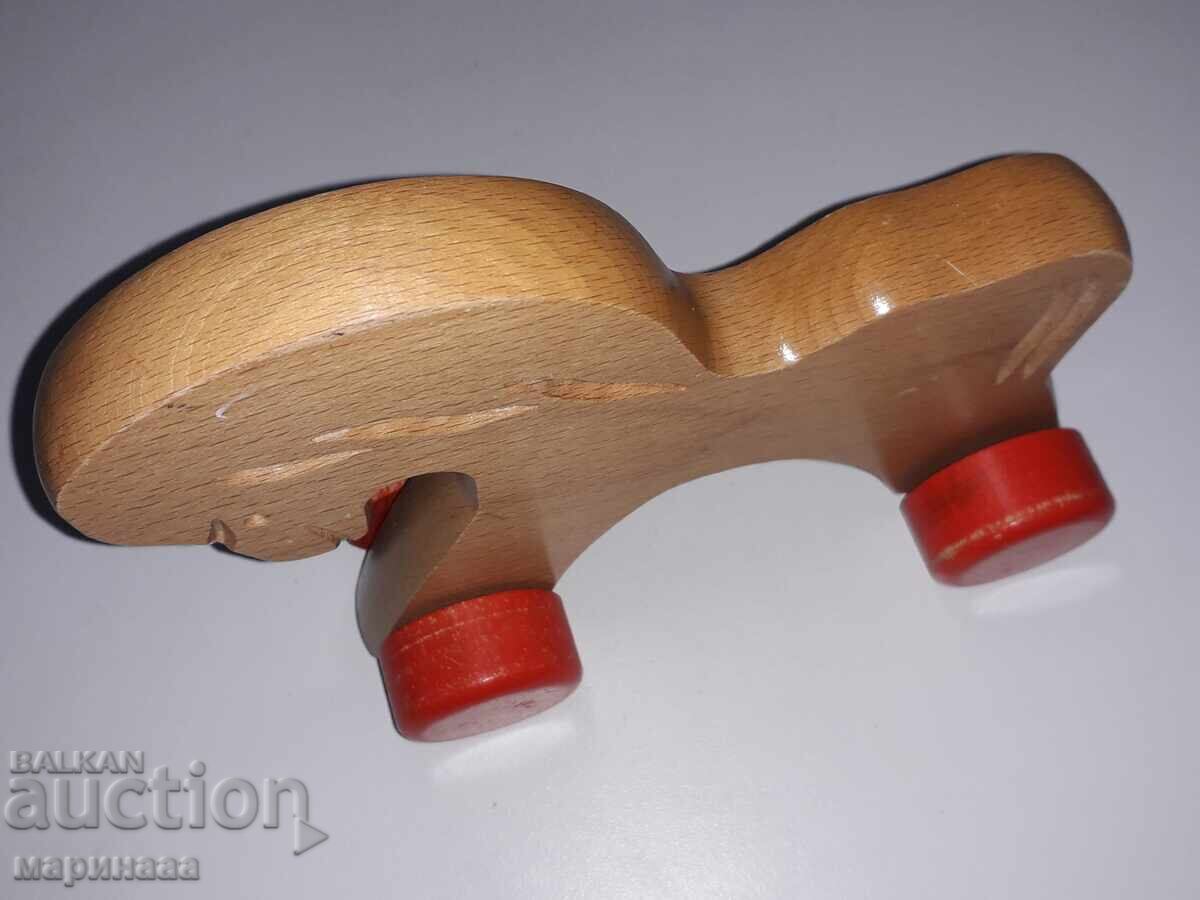 OLD HORSE. SOLID WOOD - 5 OLD HORSE. SOLID WOOD - 5