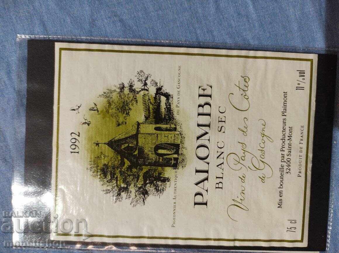 Auction  We offer a large collection of wine and champagne labels.