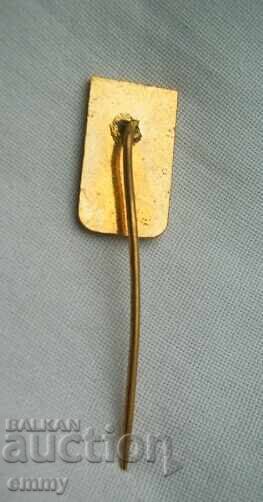 Insigna de atletism - Jocurile Olimpice de la Montreal 1976, Canada cu preț 2.50 BGN | € 1.28